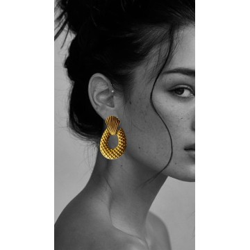 Brincos Pinneaple aço dourado