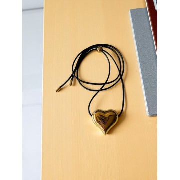 Colar Self Love aço inoxidável dourado