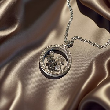 COLAR MÃE – MEDALHÃO COM PENDENTES