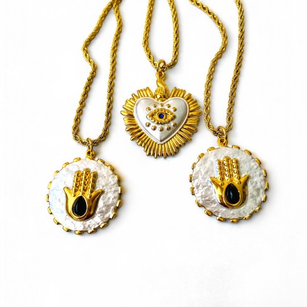 COLAR MEDALHA HAMSÁ EM MADRE-PÉROLA E OBSIDIANA COLAR MEDALHA HAMSÁ EM MADRE-PÉROLA E OBSIDIANA
