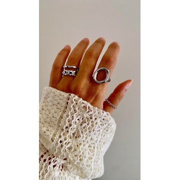 ANEL CÍRCULO INFINITO AÇO PRATEADO