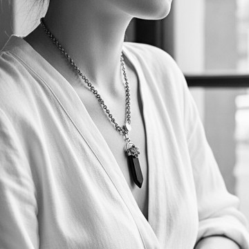 COLAR OBSIDIANA NEGRA X SETE CHAKRAS