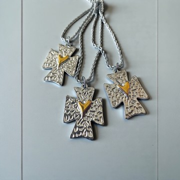 COLAR HEART OF GRACE CROSS – AÇO INOXIDÁVEL