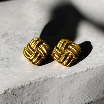 BRINCOS VINTAGE EM AÇO DOURADO