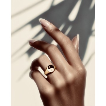 Ring yin yang
