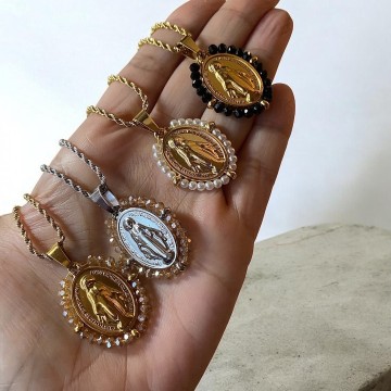 COLAR NOSSA SENHORA DOURADO E CRISTAIS CHAMPANHE