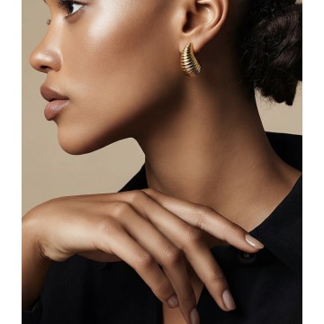 BRINCOS DROP DOURADOS TEXTURA RISCAS