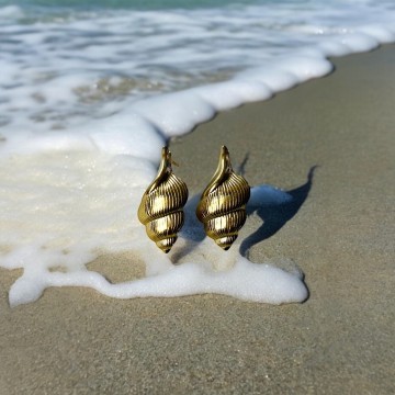 BRINCOS SHELL DIVINE – AÇO DOURADO ULTRA LEVES