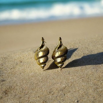 BRINCOS SHELL DIVINE – AÇO DOURADO ULTRA LEVES