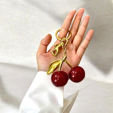 BAG CHARM CHERRY