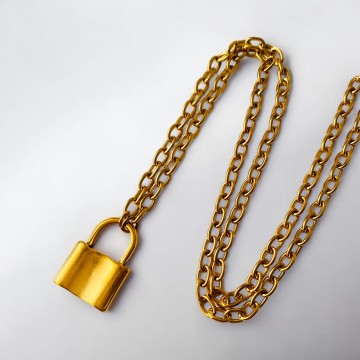 COLAR CADEADO DOURADO