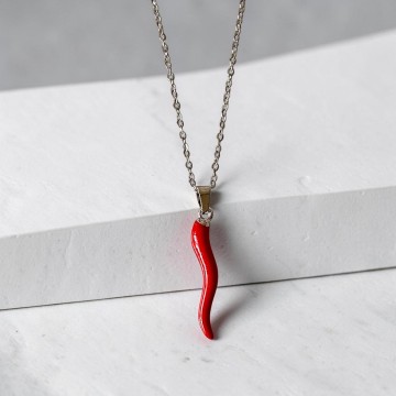 COLAR PIMENTA VERMELHA AÇO PRATEADO