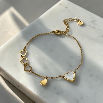 PULSEIRA DE PÉ CINCO CORAÇÕES EM MADREPÉROLA