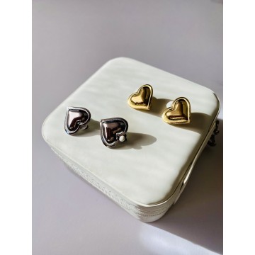 Spring heart earrings.